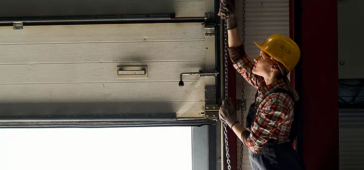 Addressing Common Garage Door Stoppage Issues in Orland Park, IL